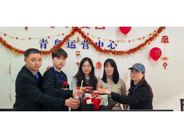 ချစ်သူများနေ့, ချစ်ခြင်းမေတ္တာနှင့်ပြည့်ဝ၏
