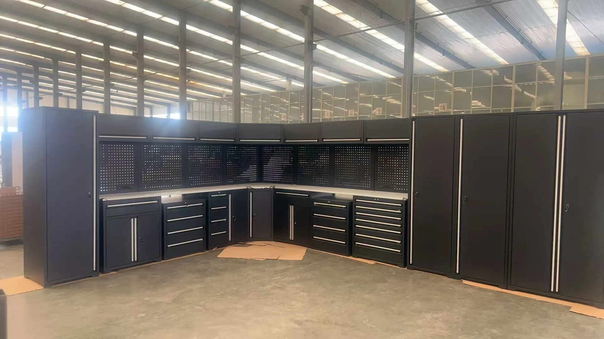 Steel Tool Garage အစိုးရအဖွဲ့သိုလှောင်မှုလုပ်ငန်းခွင်၏အားသာချက်များမှာအဘယ်နည်း။